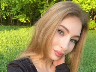 hot cam girl masturbating ValenciaZarrabi