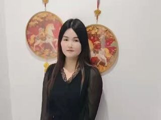 masturbating webcamgirl XiaJiaojiao