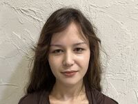 camgirl chatroom YokoLisa